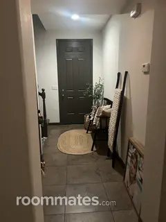 Room for rent in Elk Grove, CA $1050, house