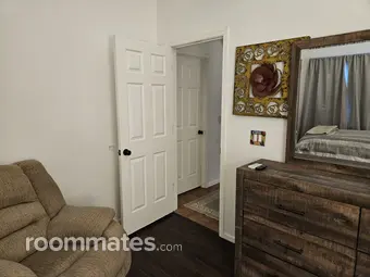 Room for rent in Tucson, AZ $700, house