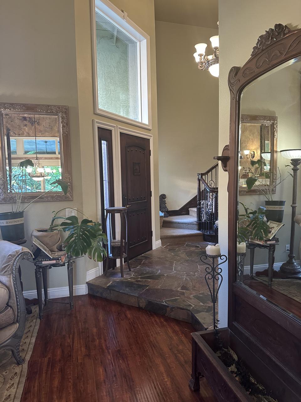 Profile photo 4 of 10