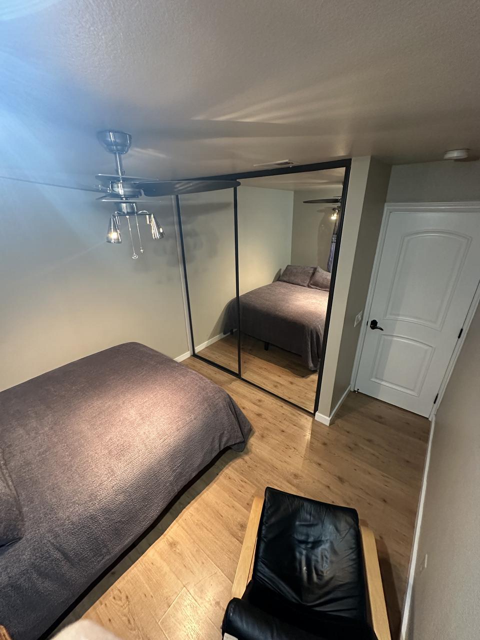 Profile photo 3 of 10