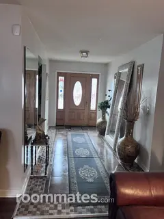 Room for rent in Columbia, SC $700, house