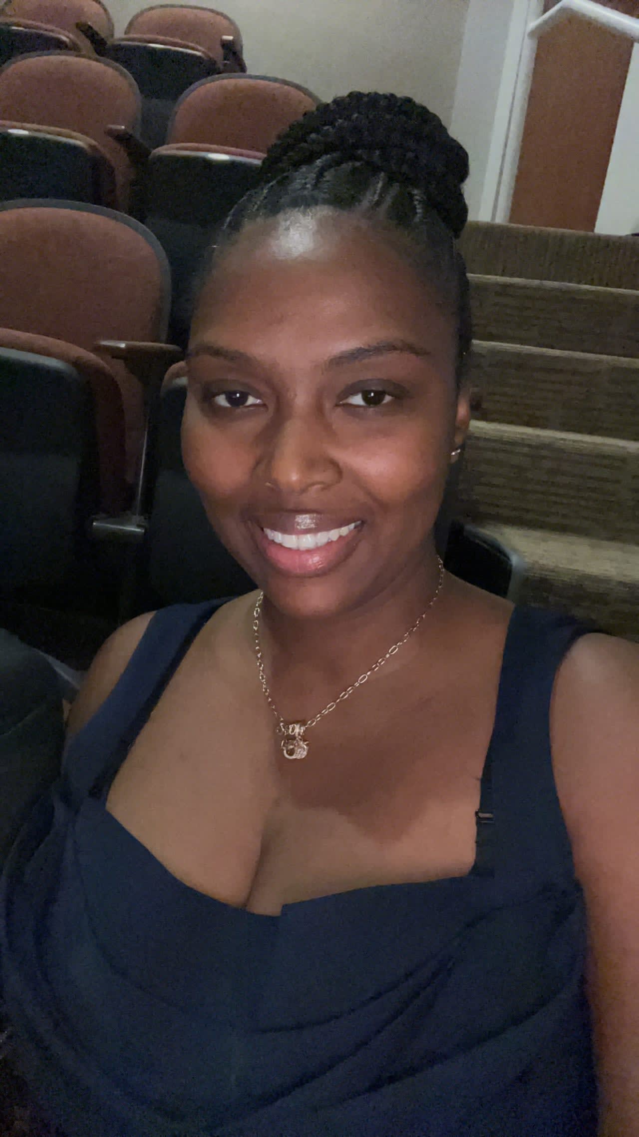 Profile photo 5 of 10