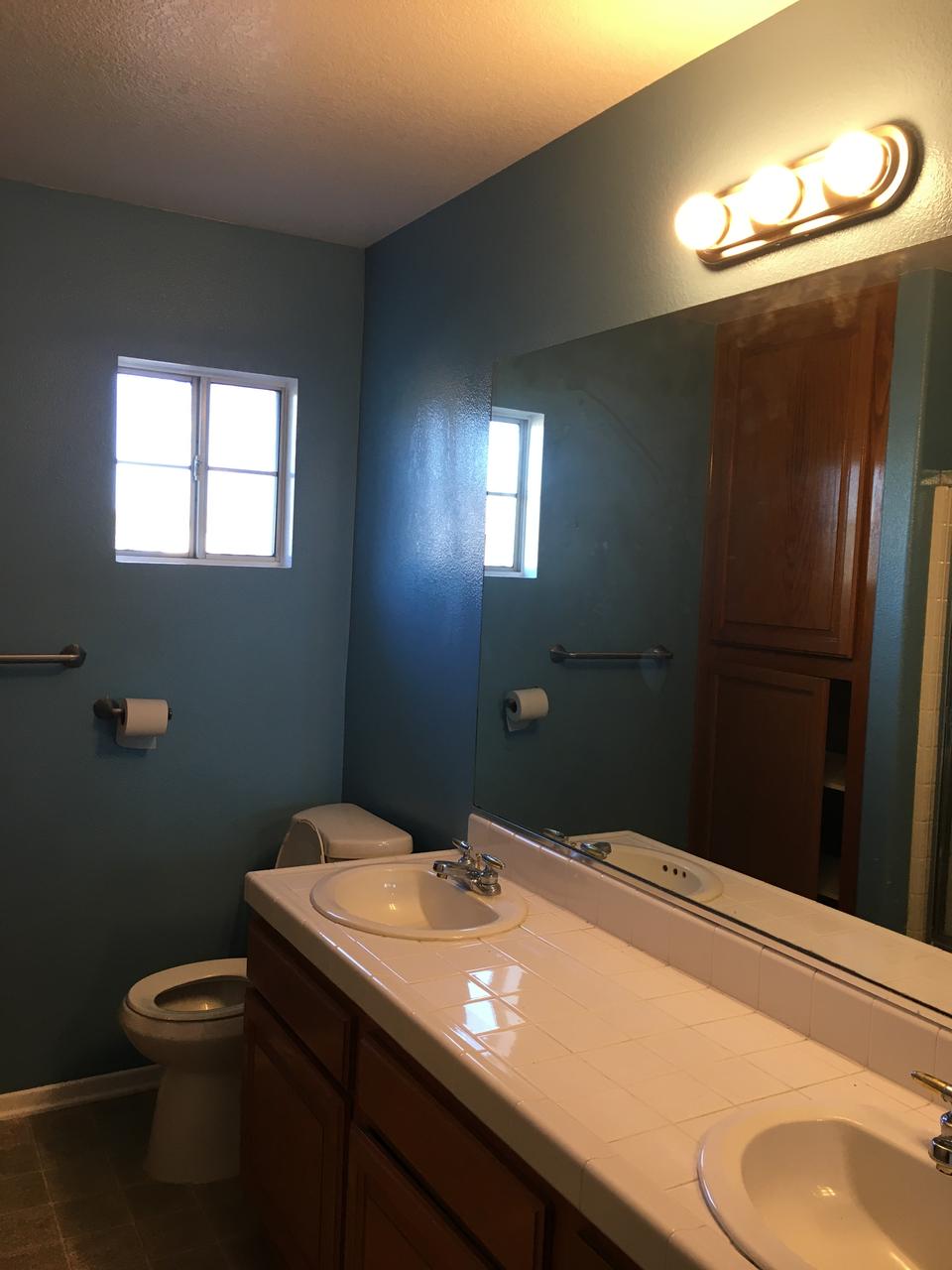 Profile photo 2 of 4