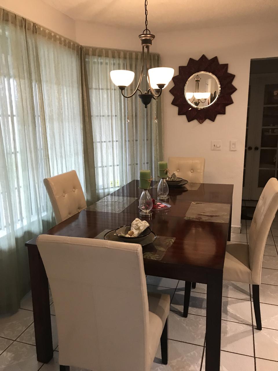 Profile photo 11 of 14