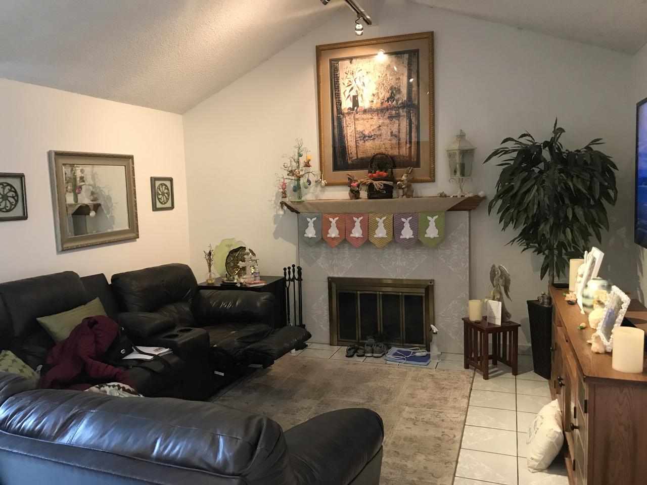 Profile photo 10 of 14