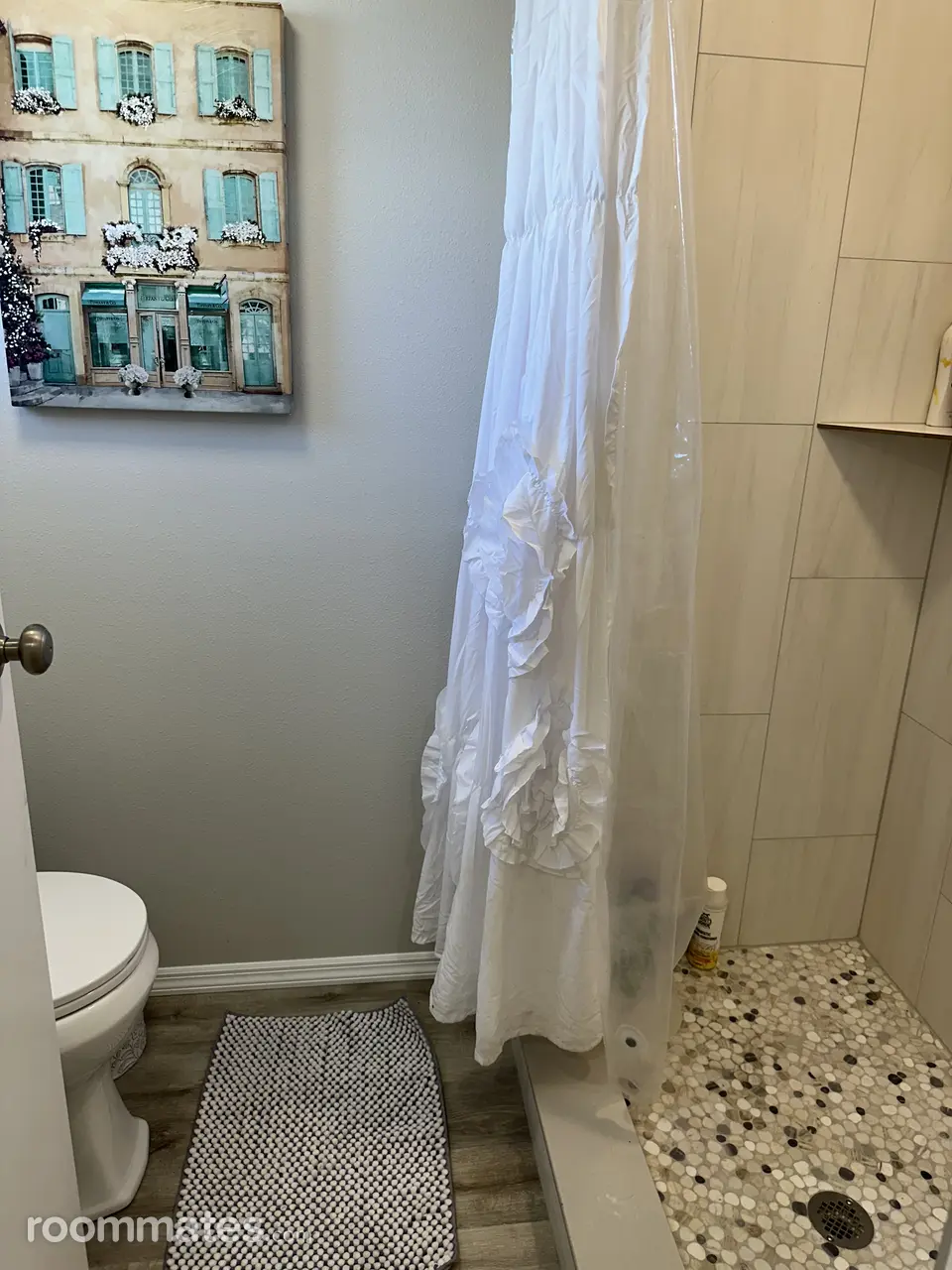 Profile photo 3 of 8