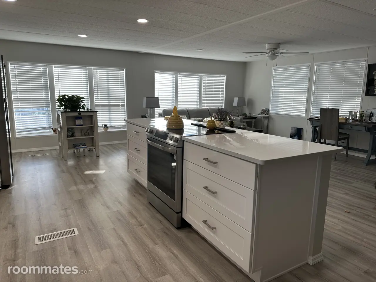 Profile photo 5 of 8