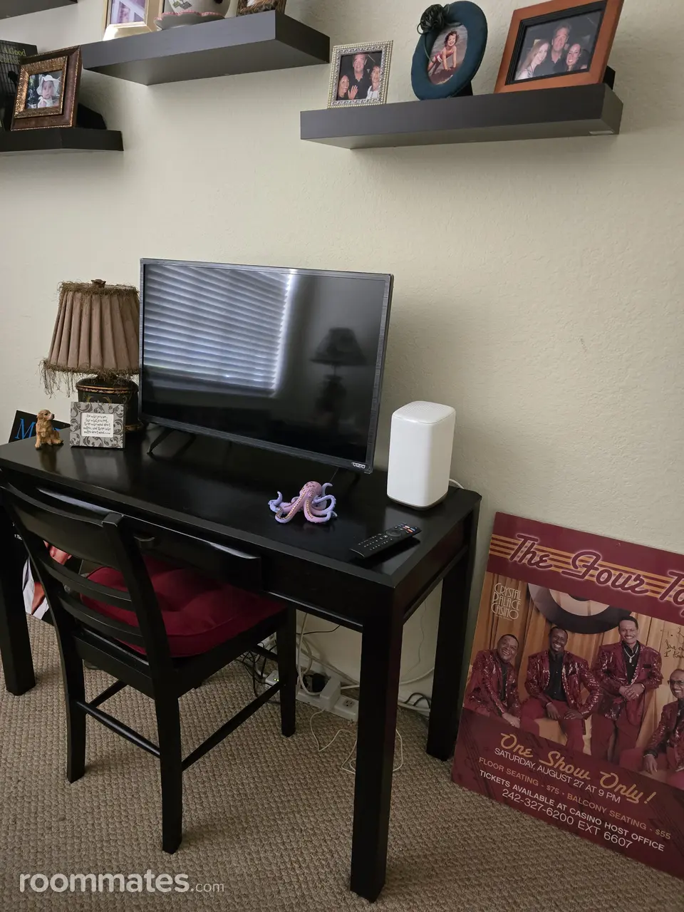 Profile photo 8 of 16