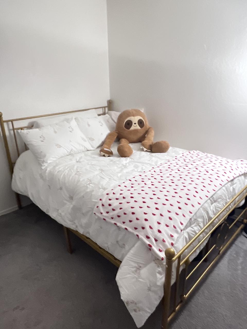 Profile photo 1 of 8