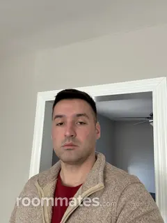 Roommate looking La Grange, IL, $700