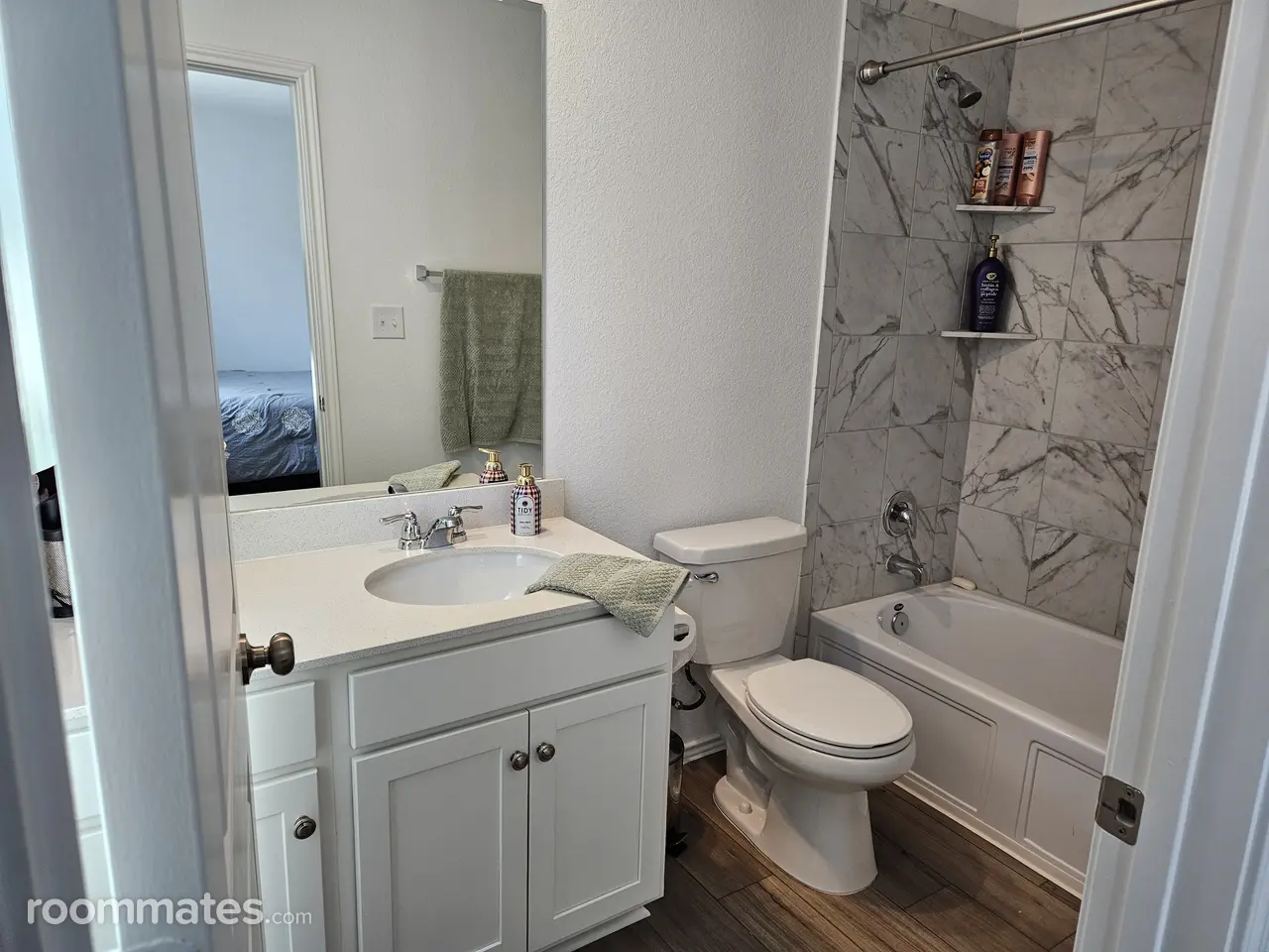 Profile photo 3 of 5