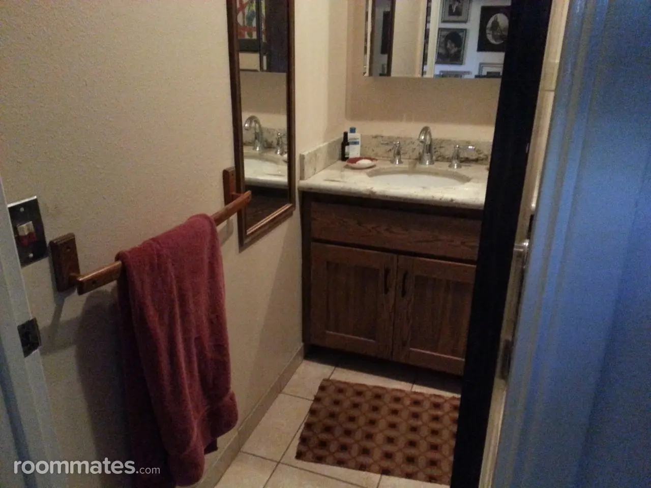 Profile photo 3 of 10