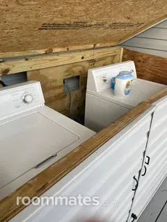 Room for rent in St. Petersburg, FL $800, house