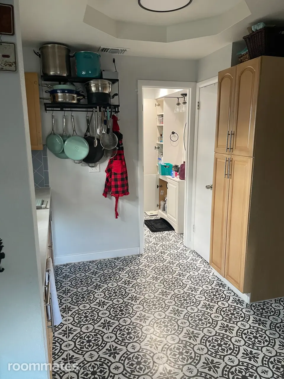 Profile photo 3 of 10