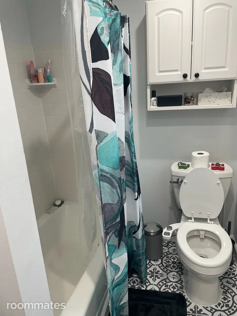 Profile photo 4 of 10