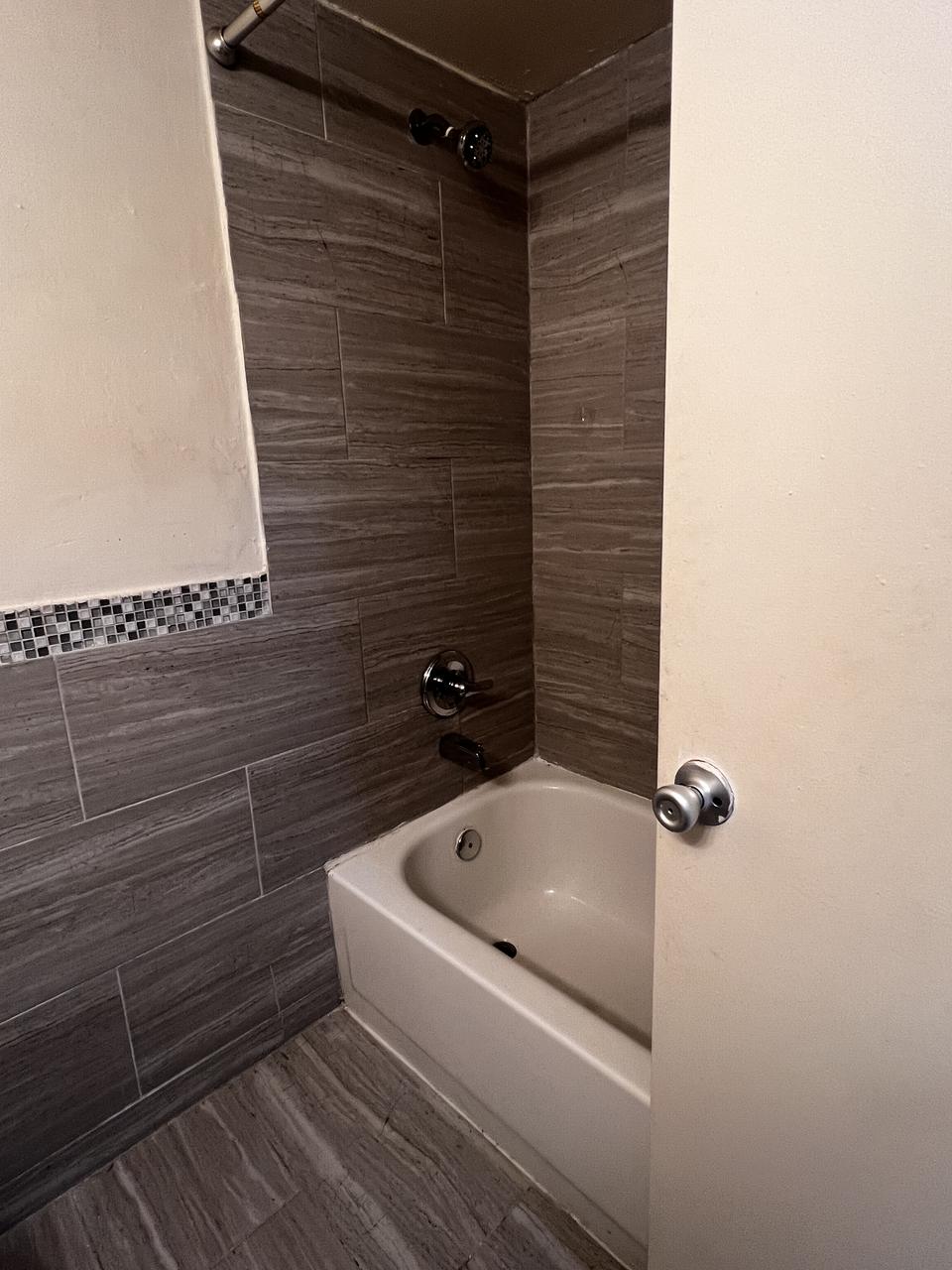 Profile photo 5 of 7