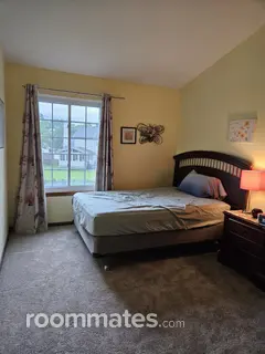Room for rent in Grayslake, IL $750, house