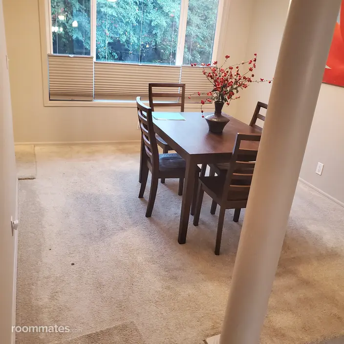 Room for rent in Redmond, WA $1000, house