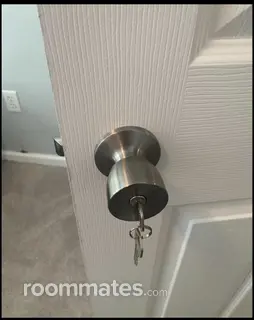 Room for rent in Norfolk, VA $850, house