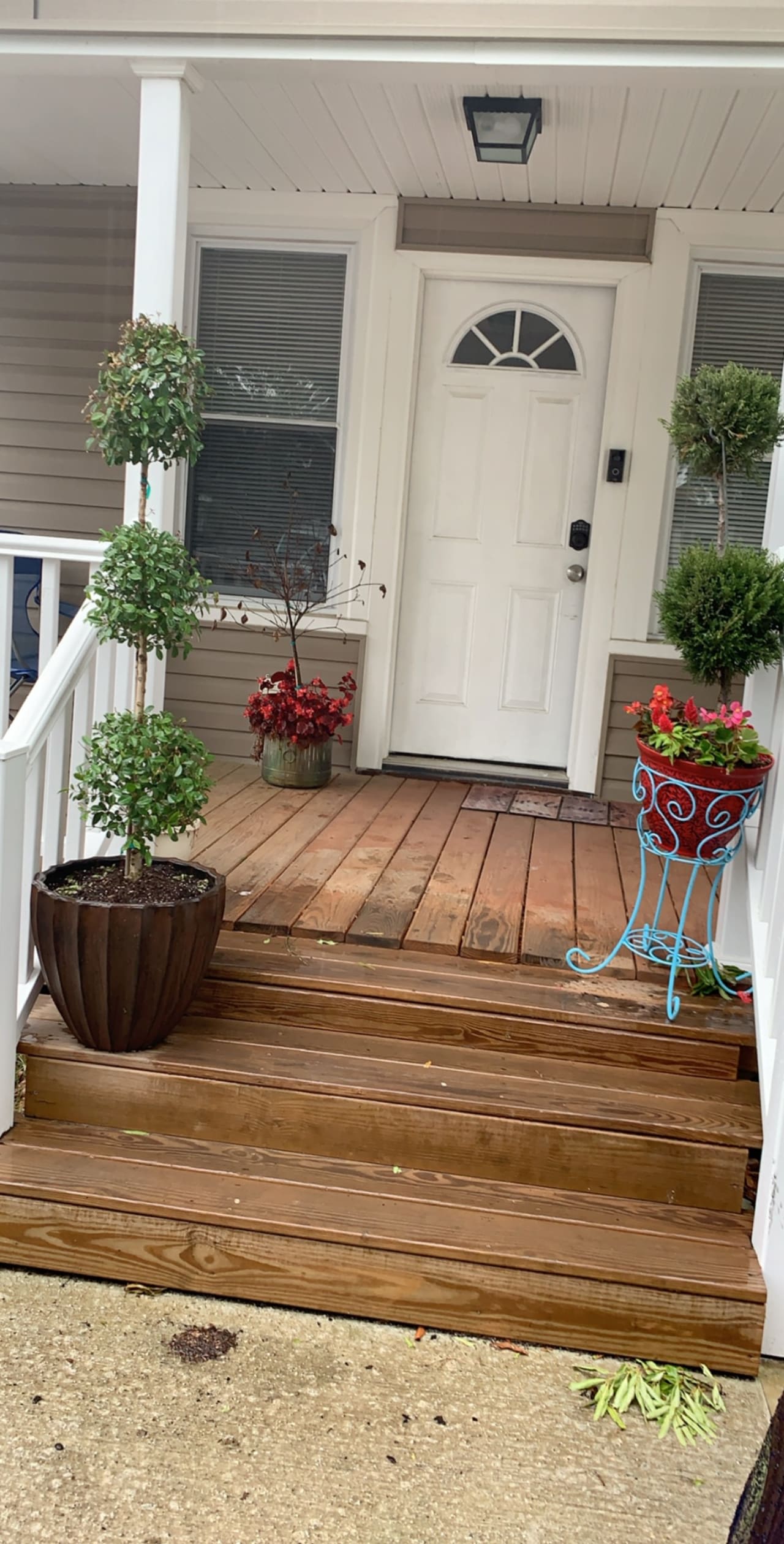 Profile photo 7 of 10