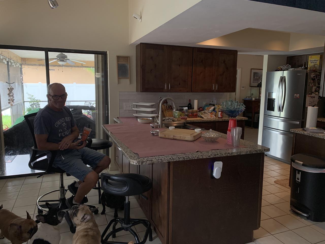 Profile photo 5 of 16