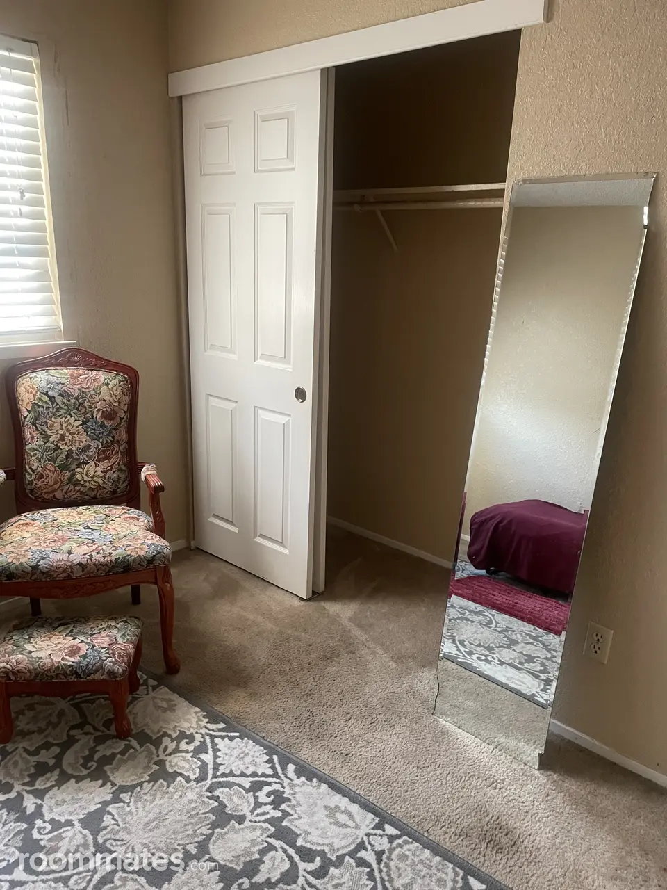 Profile photo 3 of 7