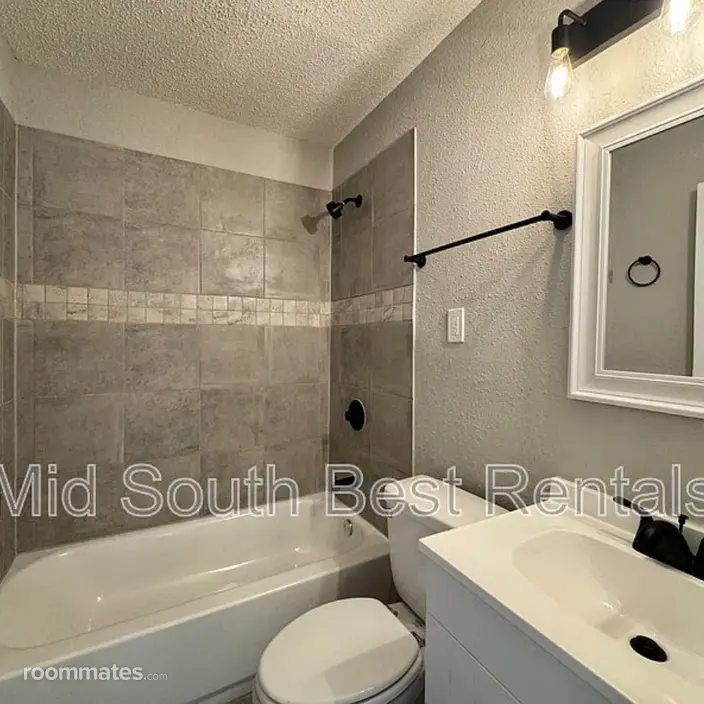 Room for rent in Memphis, TN $540, house