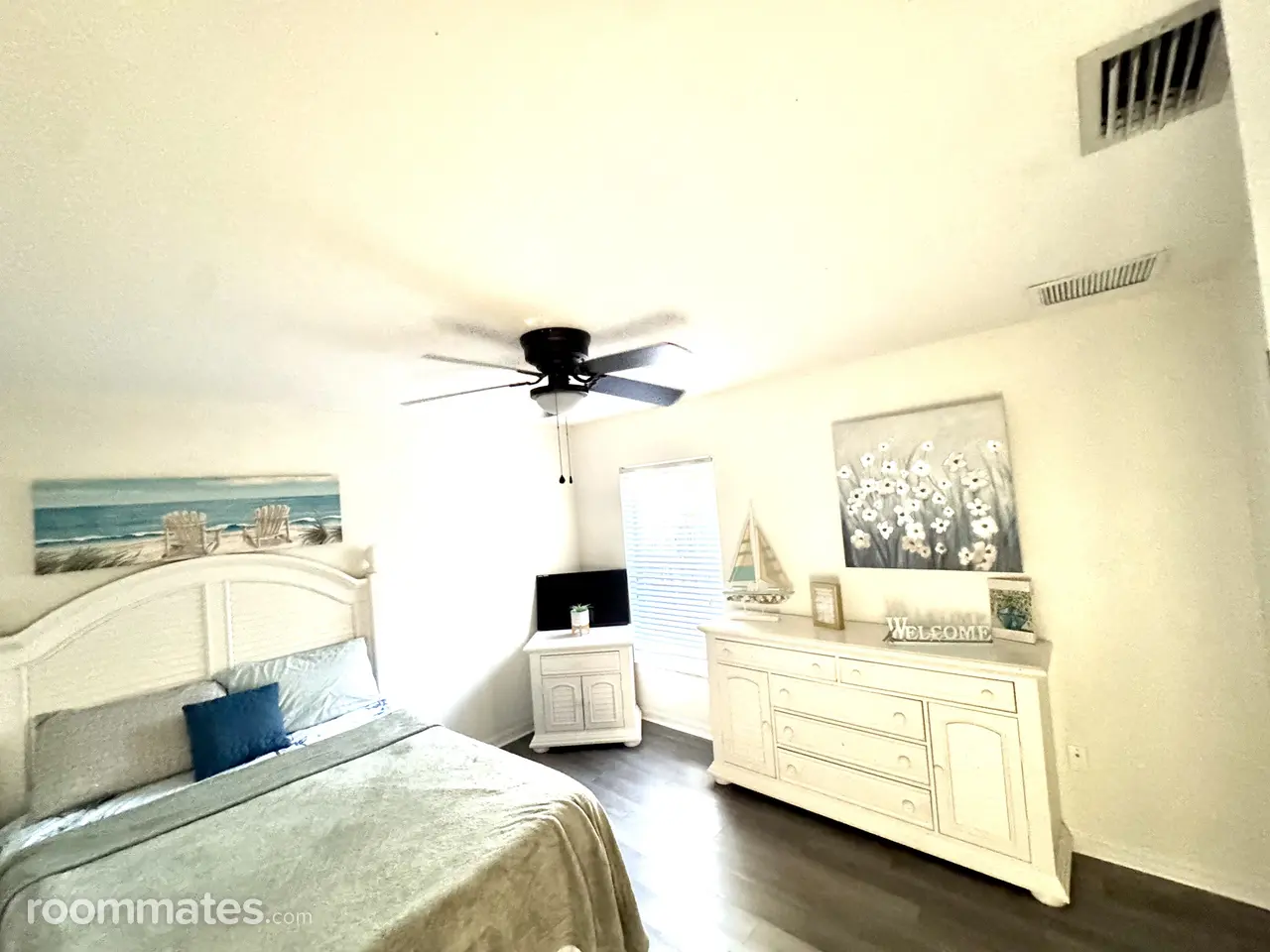 Profile photo 9 of 21