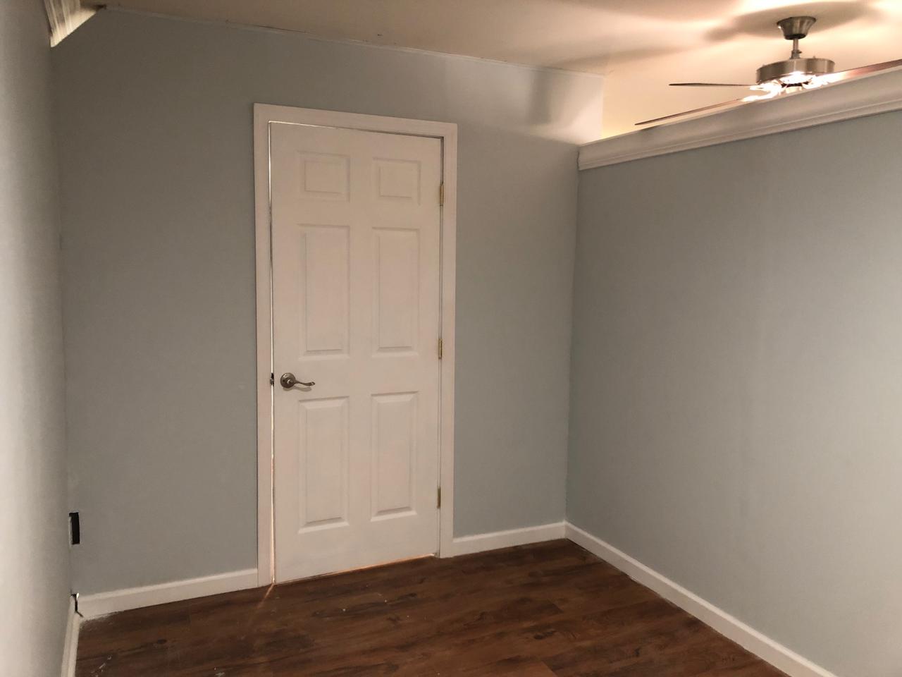 Profile photo 5 of 10