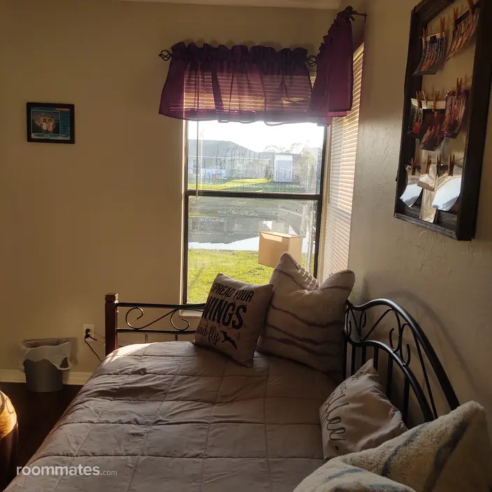Room for rent in Fort Myers, FL $1000, house