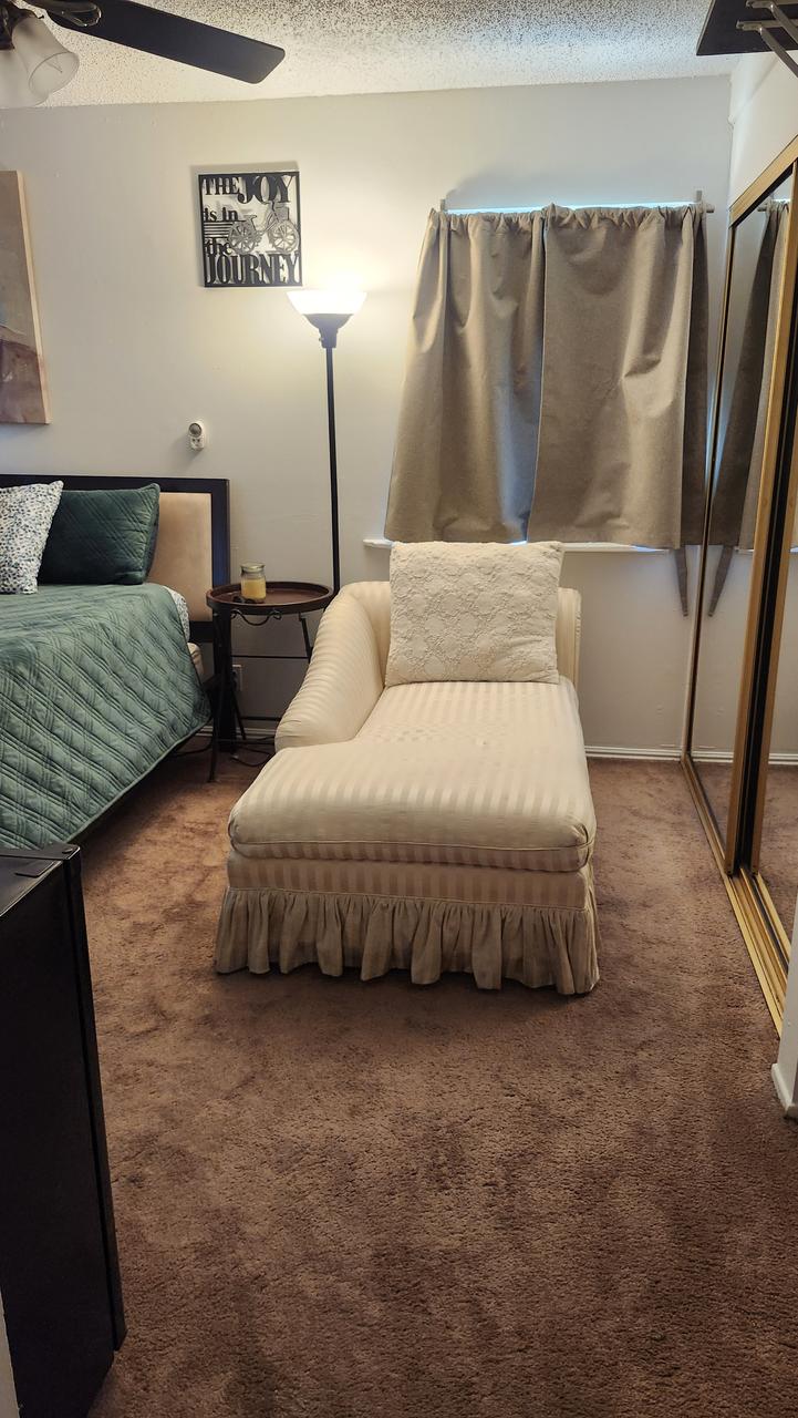 Profile photo 5 of 7