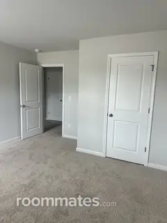 Room for rent in Lithonia, GA $1250, townhouse