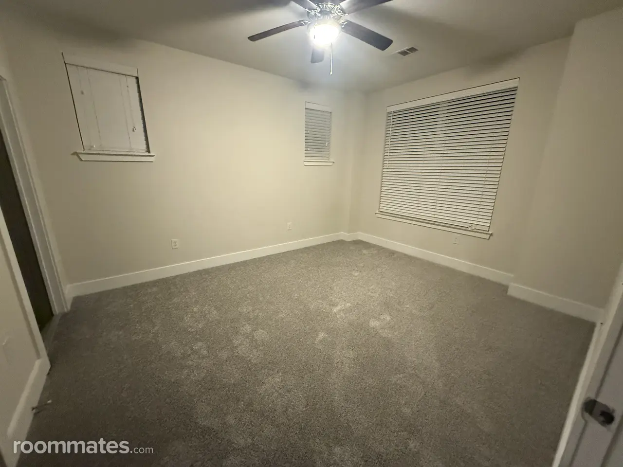 Profile photo 3 of 11