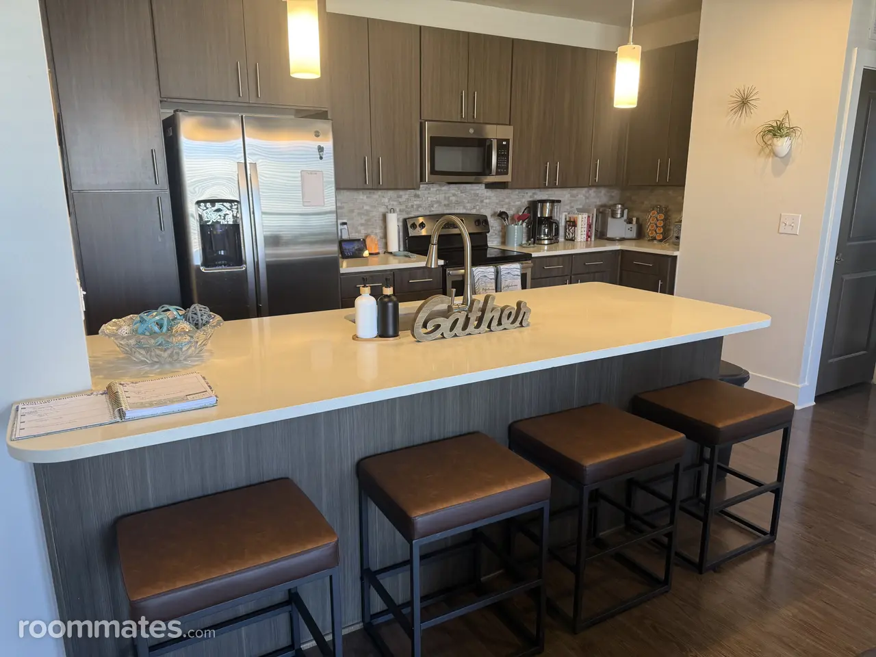 Profile photo 9 of 11