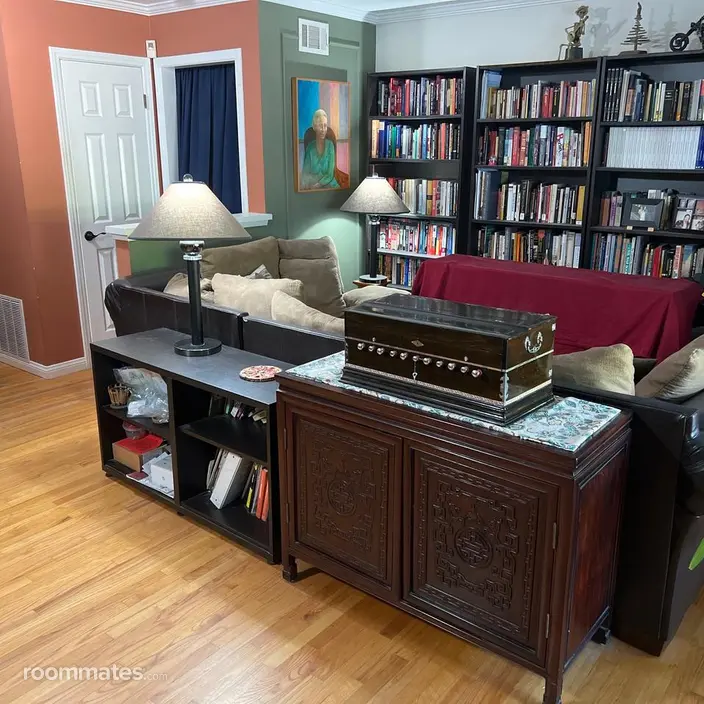 Room for rent in Northridge, CA $1200, house