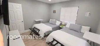 Room for rent in Tampa, FL $1050, house