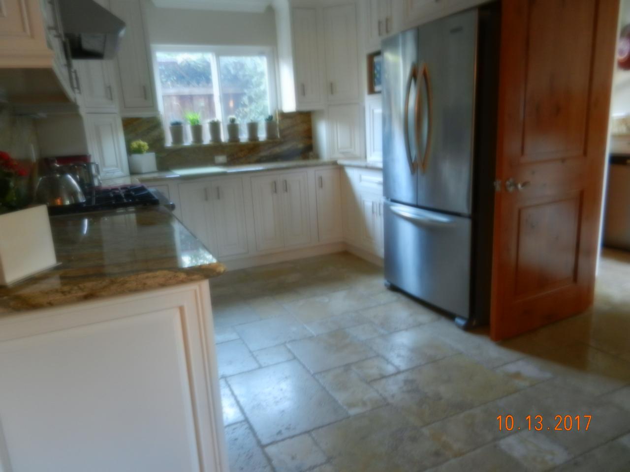 Profile photo 3 of 9