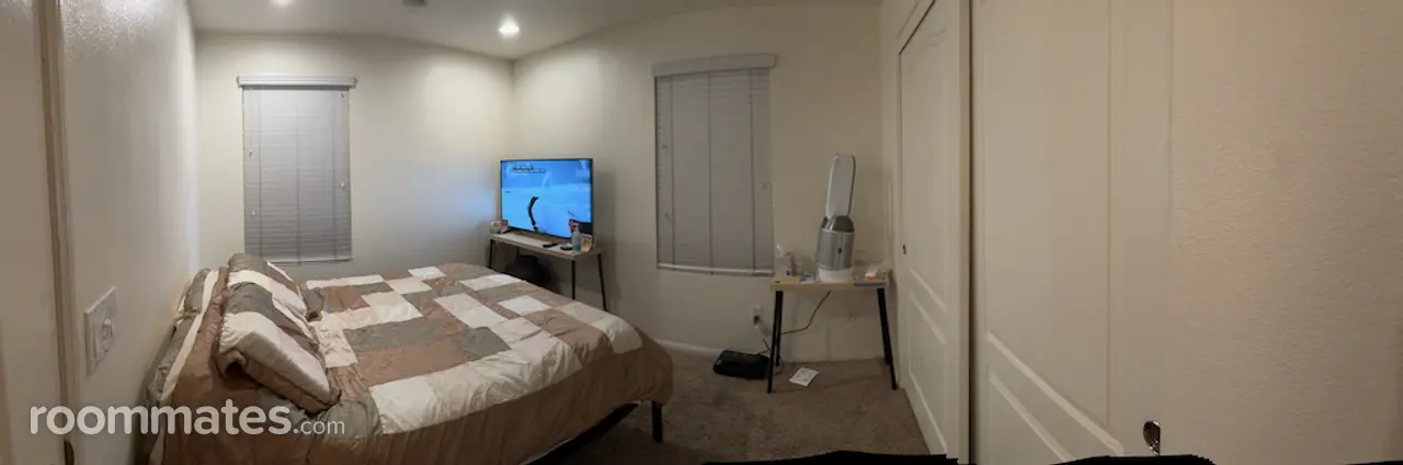 Profile photo 1 of 2