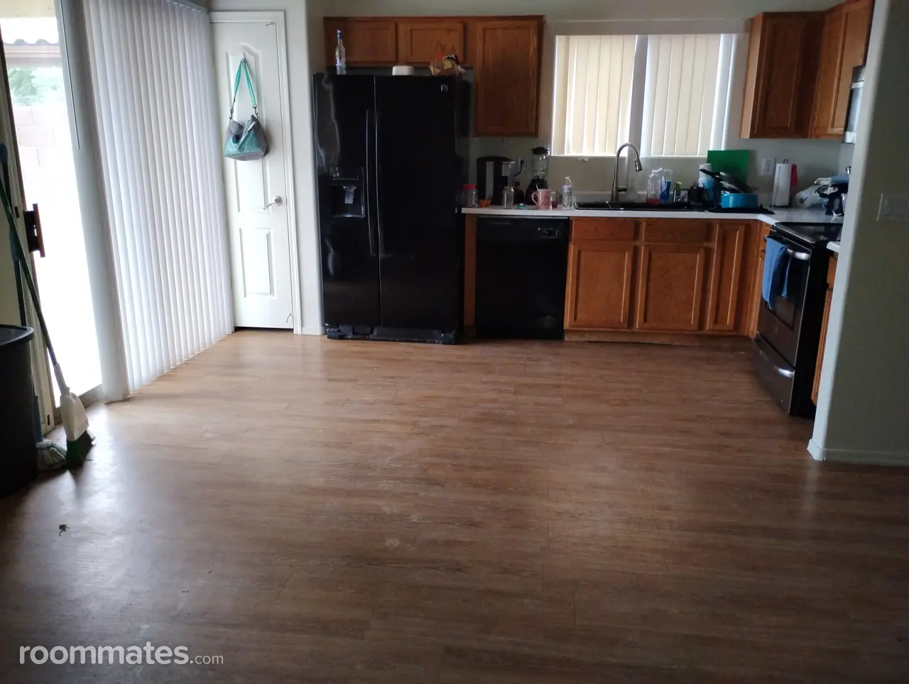 Profile photo 1 of 6