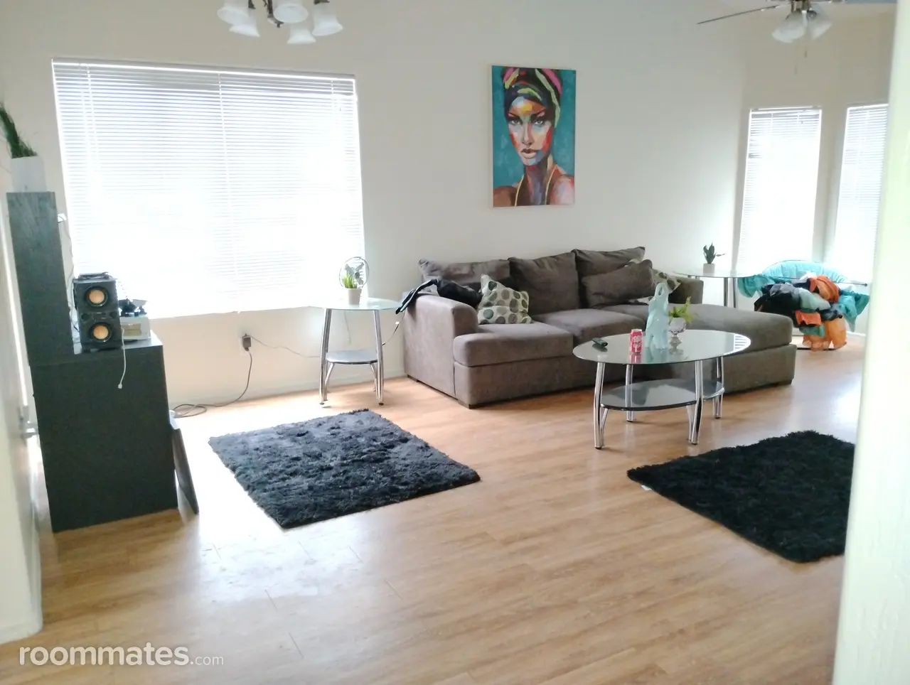 Profile photo 3 of 6