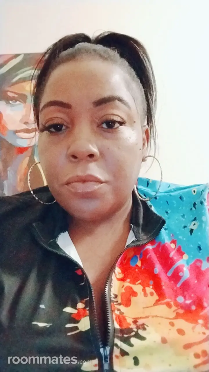 Profile photo 6 of 6