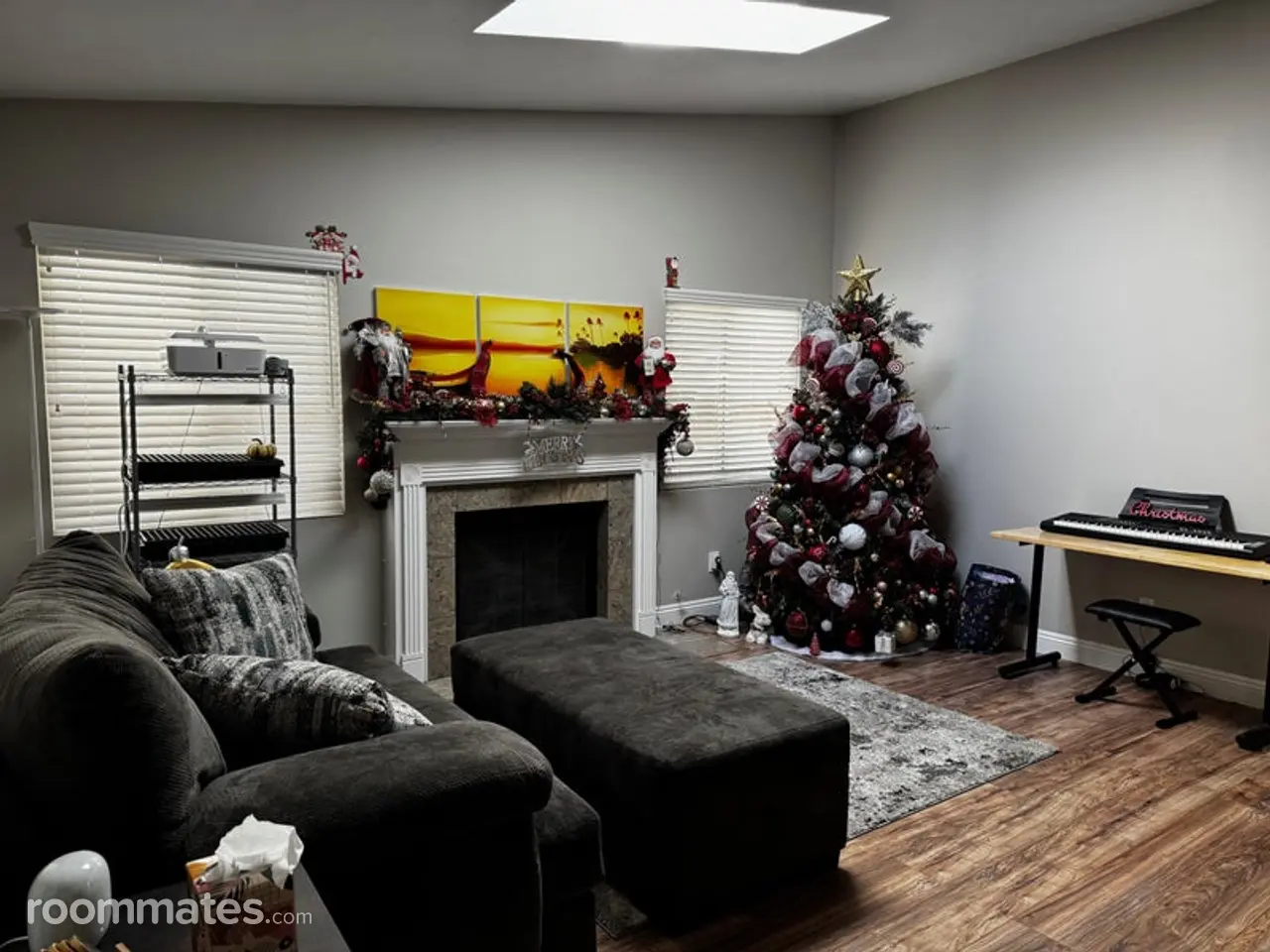 Profile photo 1 of 10