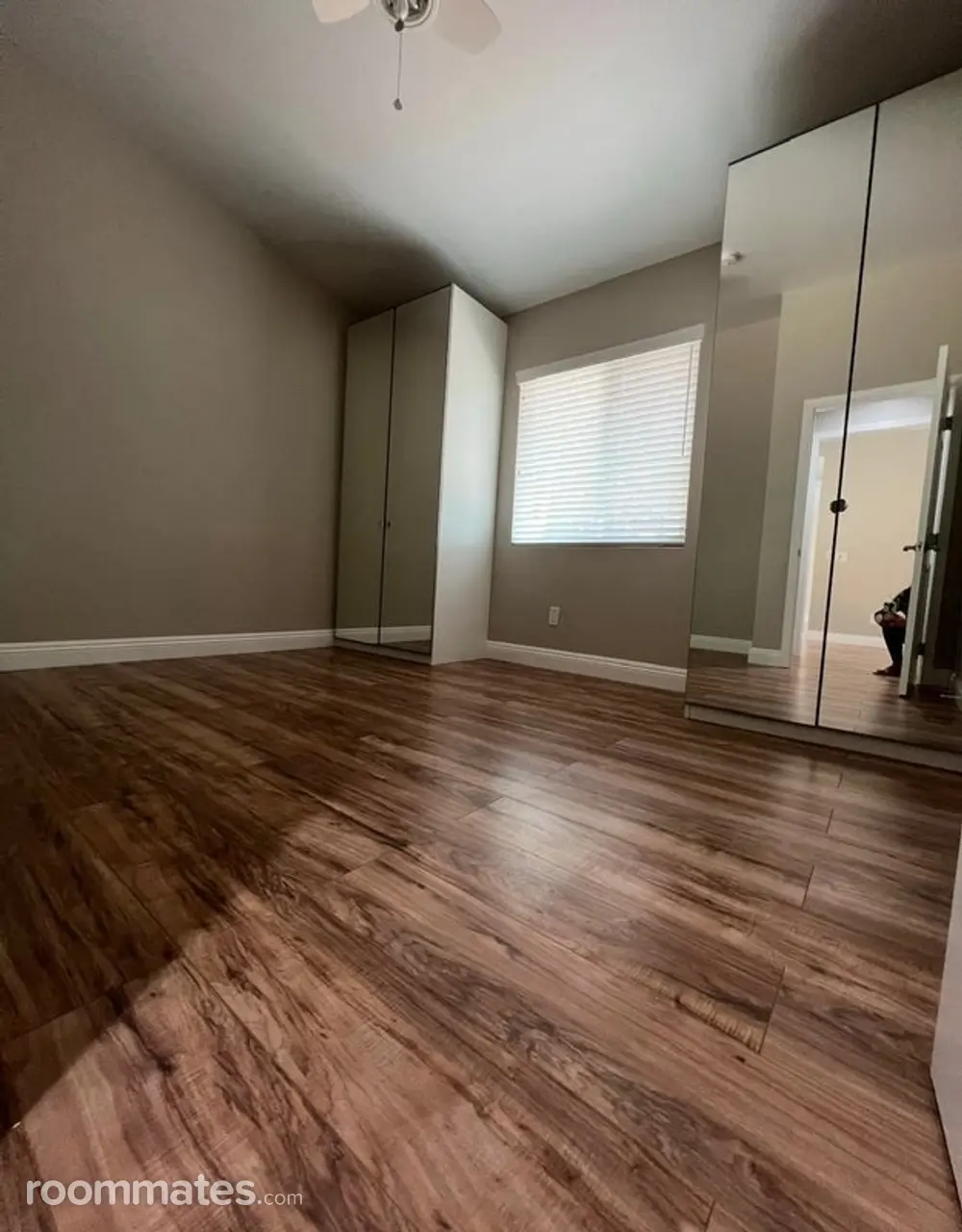 Profile photo 2 of 10