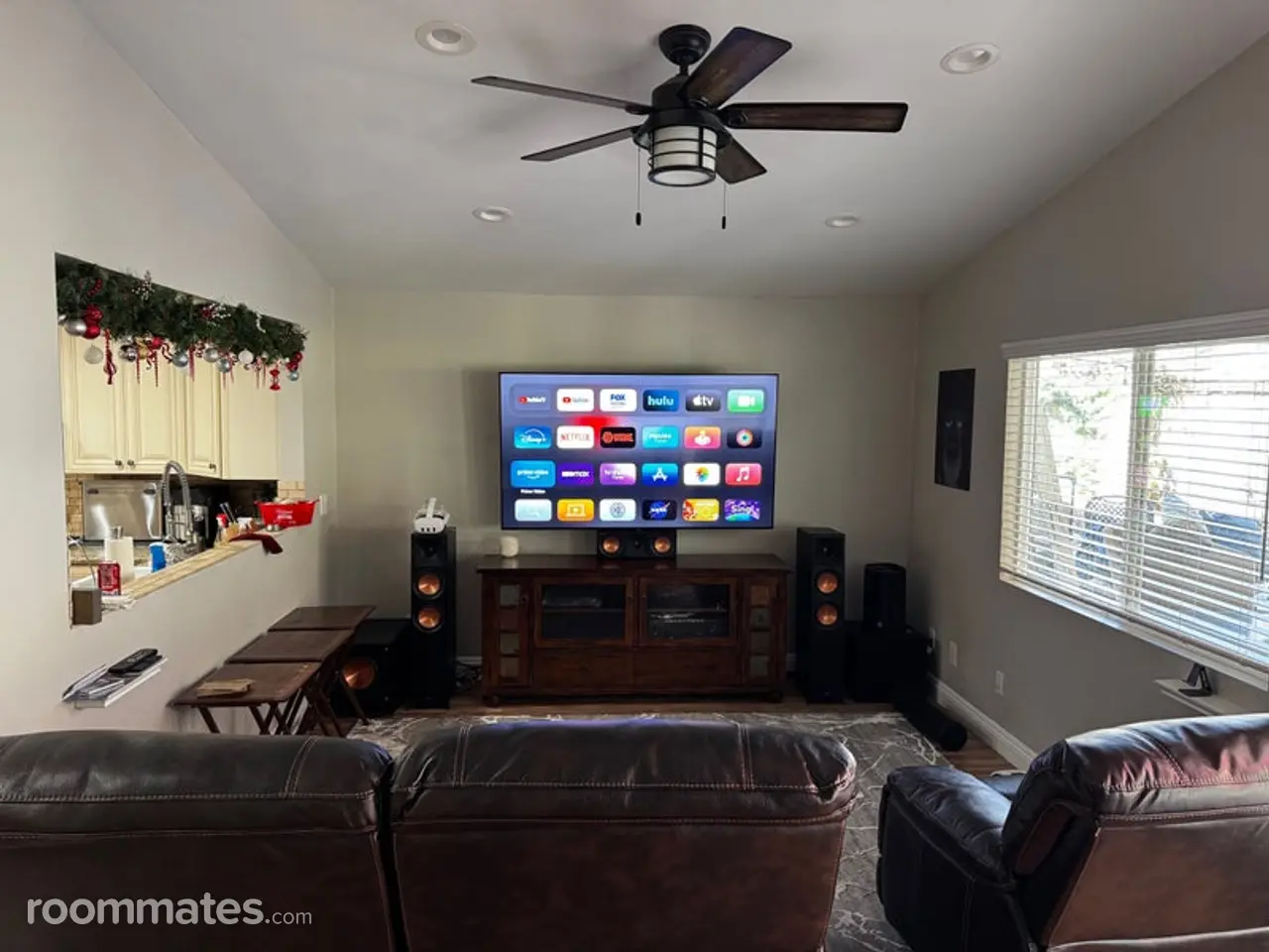 Profile photo 9 of 10