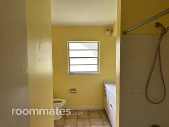 Room for rent in Orange City, FL $800, house
