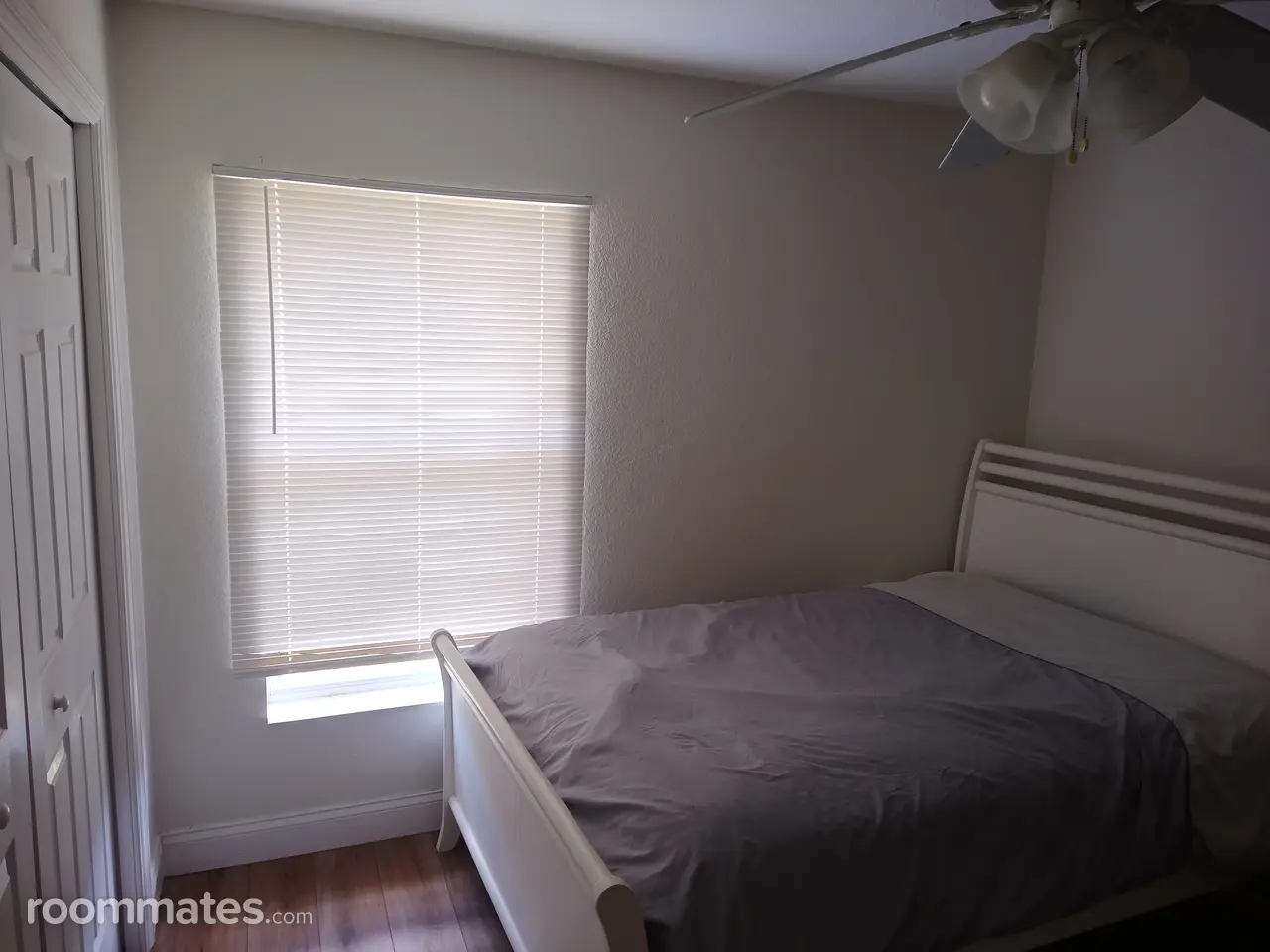 Profile photo 2 of 3