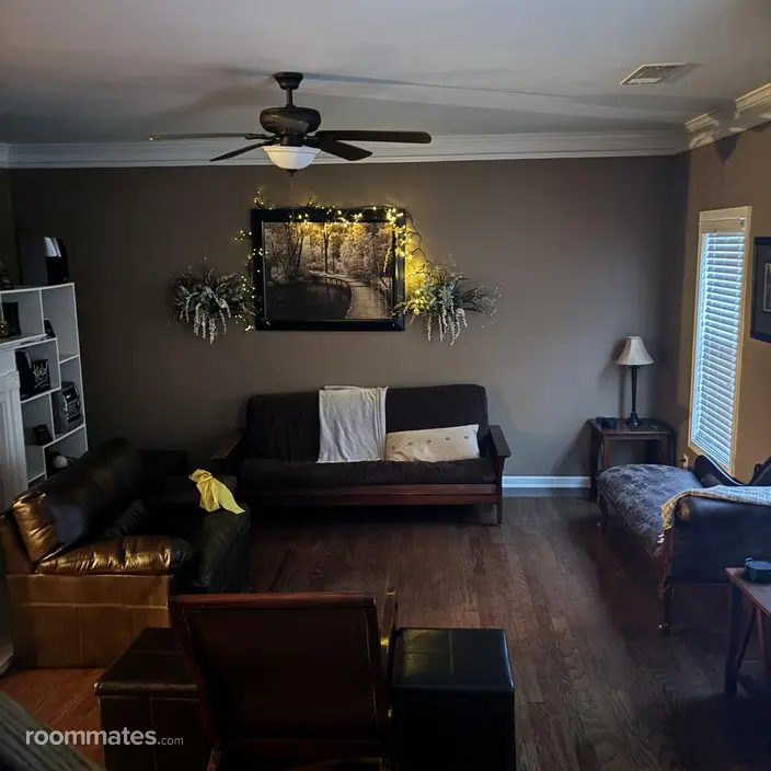 Room for rent in Kennesaw, GA $825, condo