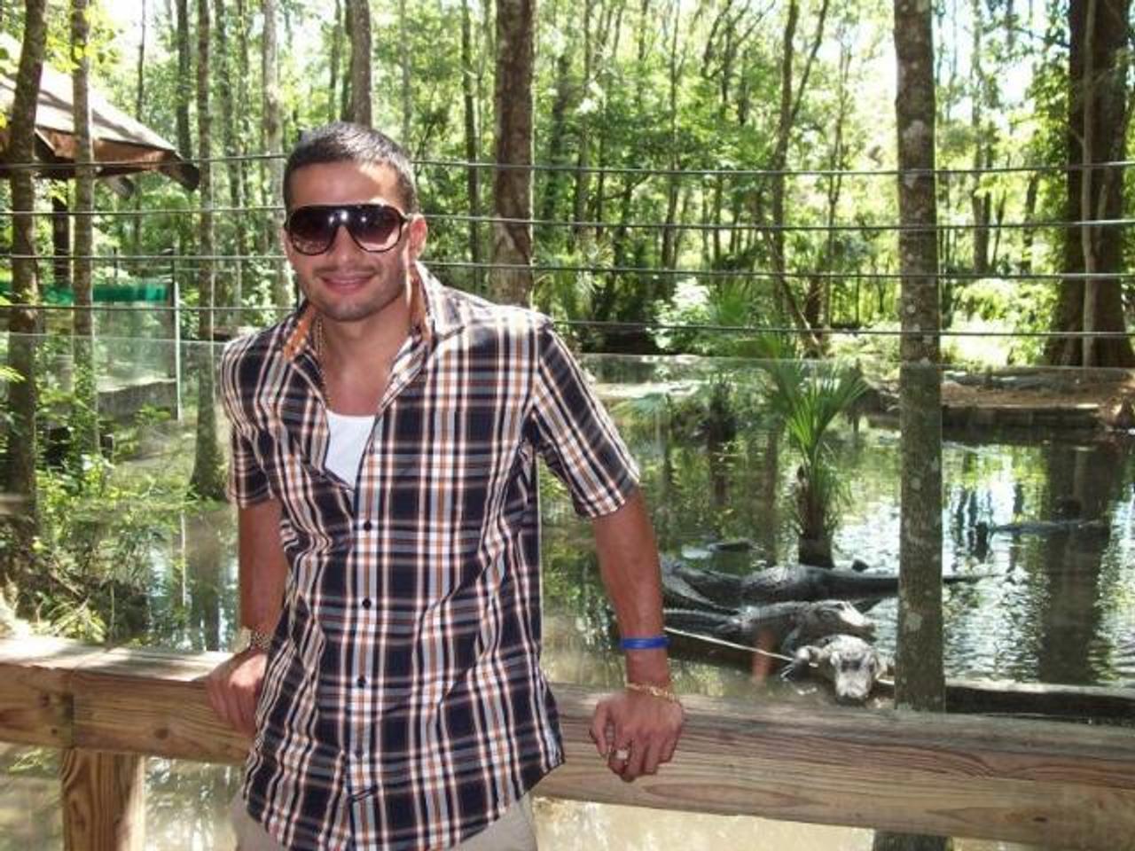 Profile photo 6 of 6