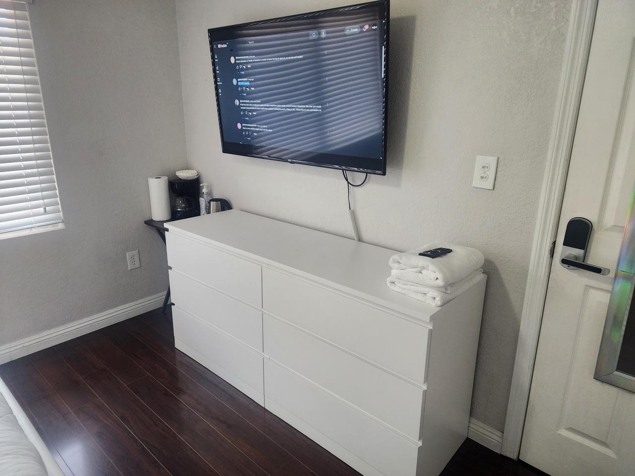 Profile photo 3 of 6