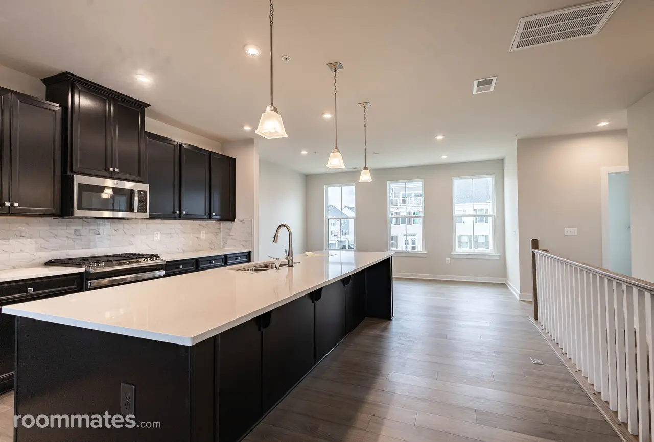 Profile photo 5 of 6